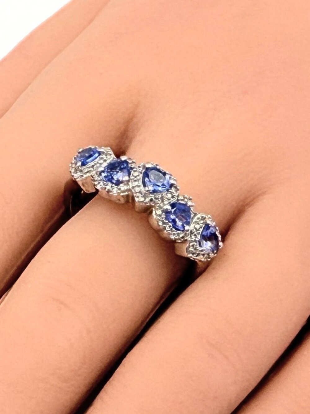 Contemporary Marked Sterling Silver Five Heart Stone Anniversary Band Ring Sz10